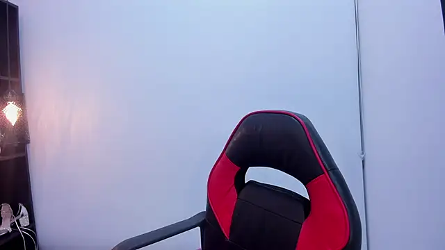 Snapshot of Bonniie_22 chatting on 03.20.25 Bonniie 22 online show from 03.20.25