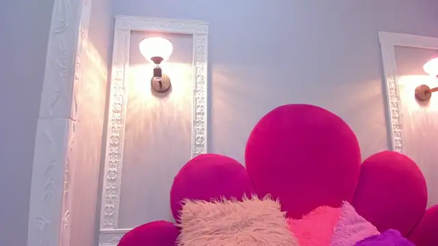 Snapshot of Bonniie_22 chatting on 10.27.25 Bonniie 22 online show from 10.27.25