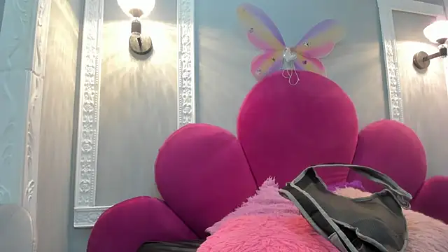 Snapshot of Bonniie_22 chatting on 11.14.25 Bonniie 22 online show from 11.14.25