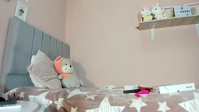 Snapshot of mary_cute9 chatting on 11.29.25 mary cute9 online show from 11.29.25