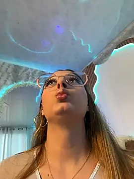 madisonjones- online show from 12.21.25