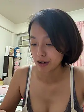 Snapshot of ladypaggy chatting on 07.05.26 ladypaggy online show from 07.05.26