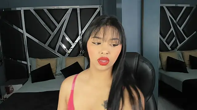 Snapshot of Sienna_miller_27 chatting on 03.17.25 Sienna miller 27 online show from 03.17.25