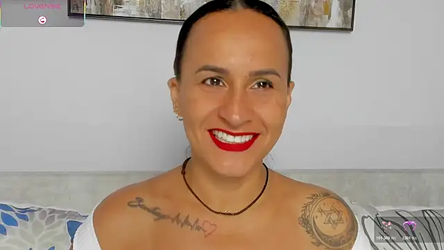 Sara Charmy online show from 04.06.26