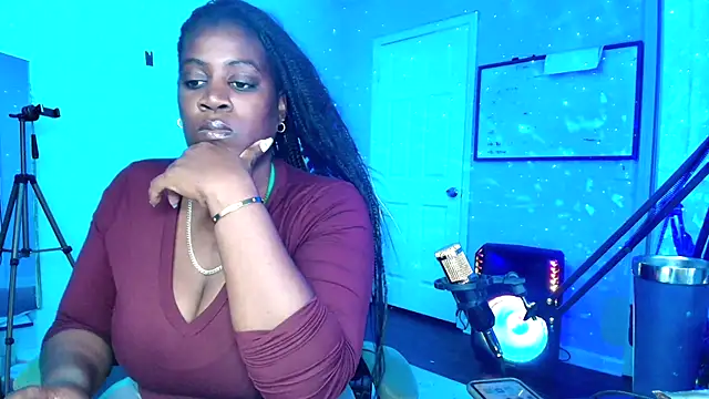 lovelyenigma365 online show from 04.28.26