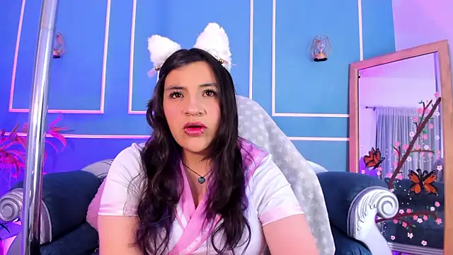 TaraTaylorr online show from 03.17.26