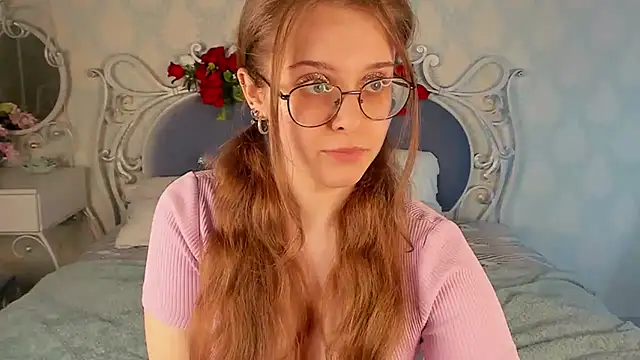 RileyMimicho online show from 03.12.25