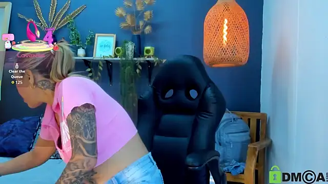 yessila parker online show from 11.15.25