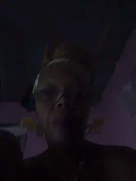 Ladyzee25 online show from 11.17.25