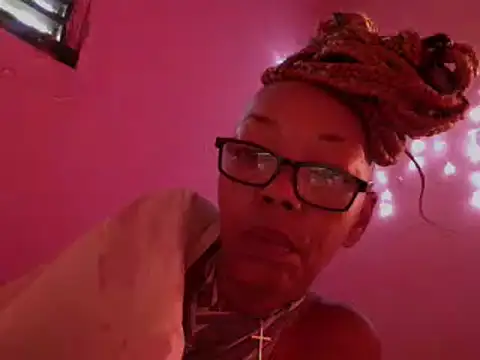 Ladyzee25 online show from 03.10.26