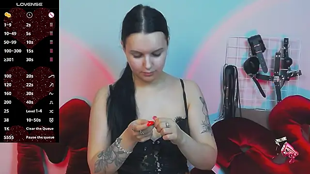 Miss Vic online show from 09.11.25