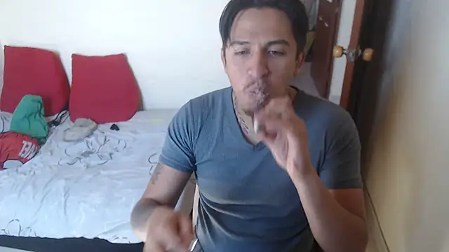 Snapshot of amelia_noe chatting on 02.27.26 amelia noe online show from 02.27.26