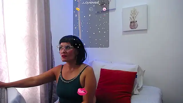 CarolinneFiotti online show from 03.14.25