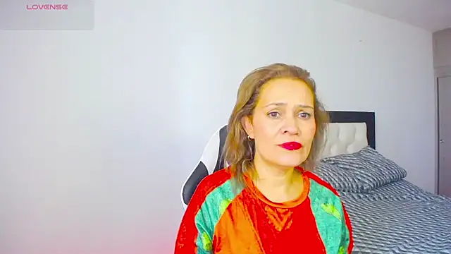 CarolinneFiotti online show from 11.01.25