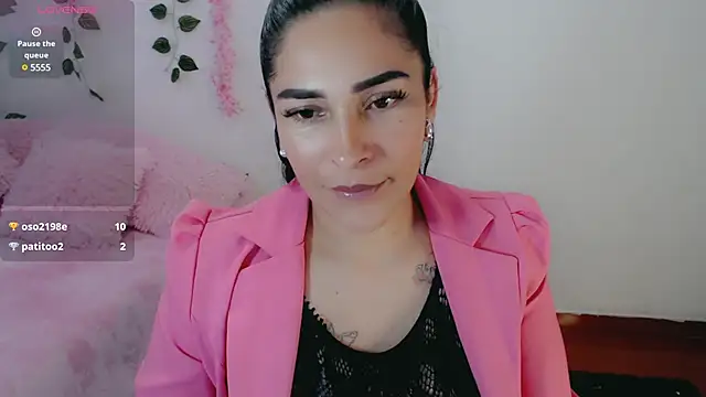 luna lgomez  online show from 03.12.25