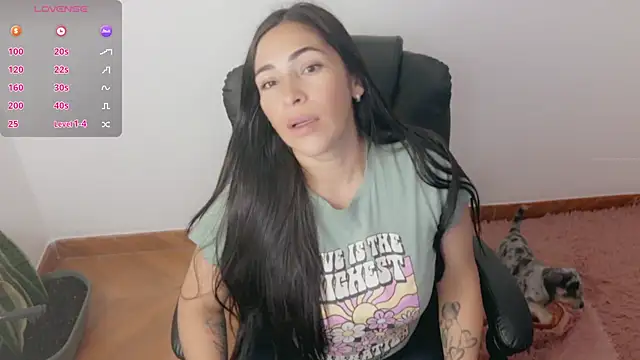 luna lgomez  online show from 07.15.26