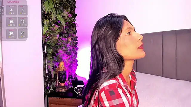 Fernanda liie  online show from 02.18.26