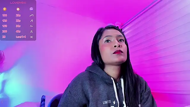 Fernanda liie  online show from 04.18.26