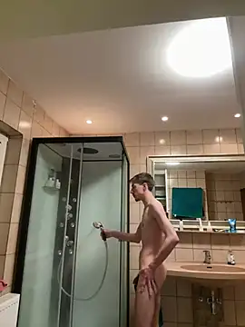 Snapshot of xy_monkeyBigCock chatting on 03.16.25 xy monkeyBigCock online show from 03.16.25