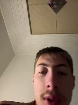 Snapshot of xy_monkeyBigCock chatting on 03.18.25 xy monkeyBigCock online show from 03.18.25