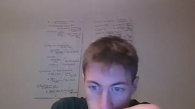 Snapshot of xy_monkeyBigCock chatting on 09.21.25 xy monkeyBigCock online show from 09.21.25