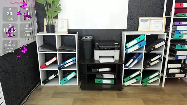 Snapshot of meow_mellie chatting on 09.26.25 meow mellie online show from 09.26.25