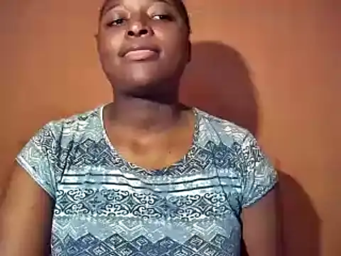 sexyhips2001 online show from 10.17.25