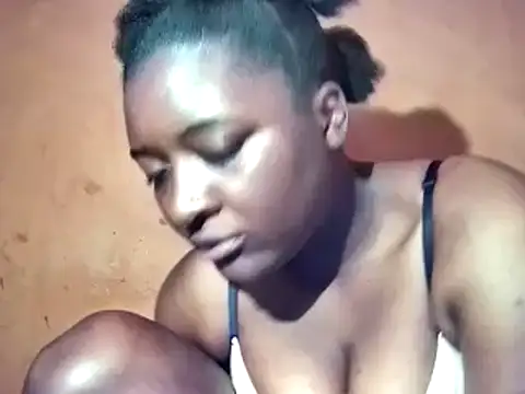 sexyhips2001 online show from 12.16.25