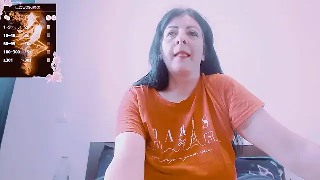 Snapshot of Alina_eve chatting on 10.12.25 Alina eve online show from 10.12.25