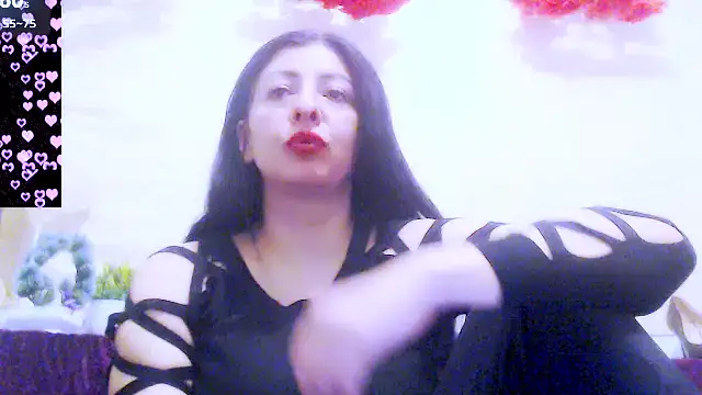 Snapshot of Alina_eve chatting on 10.30.25 Alina eve online show from 10.30.25