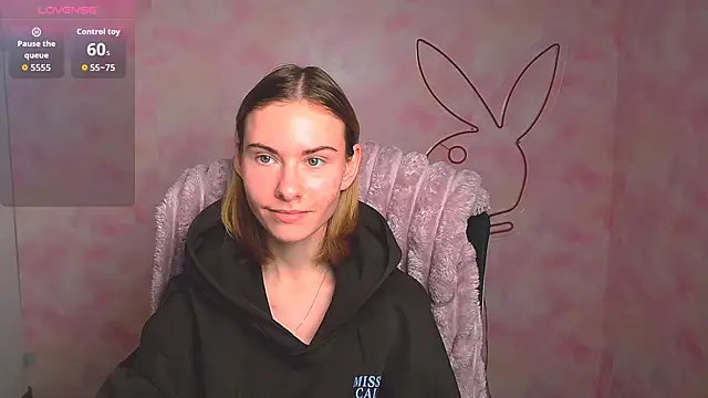 Fiona Night online show from 03.05.26