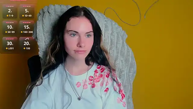 Fiona Night online show from 06.16.26