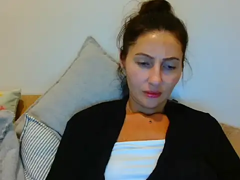 Snapshot of Irina9793 chatting on 07.05.26 Irina9793 online show from 07.05.26