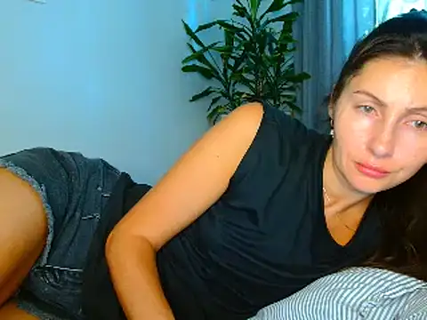 Snapshot of Irina9793 chatting on 07.15.26 Irina9793 online show from 07.15.26