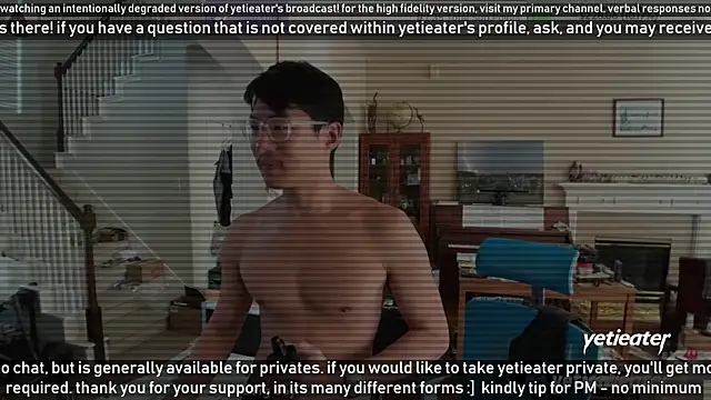 Snapshot of yetieater chatting on 12.22.24 yetieater online show from 12.22.24