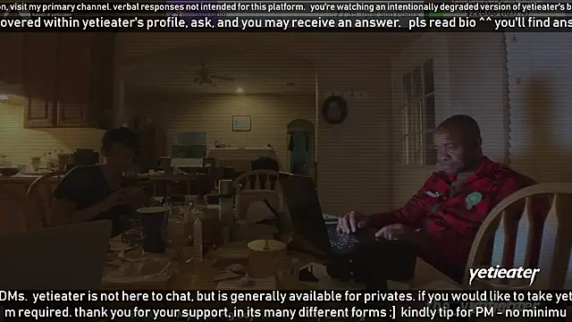 Snapshot of yetieater chatting on 12.30.24 yetieater online show from 12.30.24