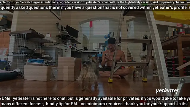 Snapshot of yetieater chatting on 03.13.25 yetieater online show from 03.13.25