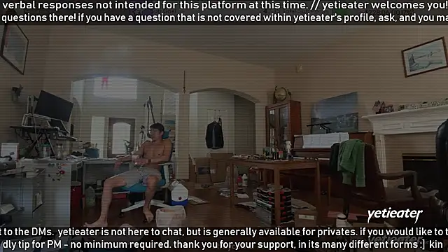 Snapshot of yetieater chatting on 04.23.26 yetieater online show from 04.23.26