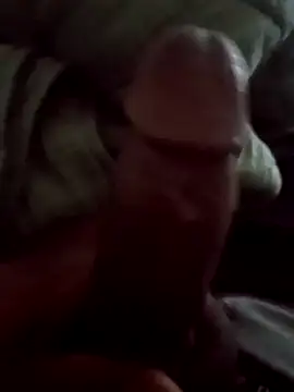 Snapshot of Mouththisbigdick chatting on 10.22.25 Mouththisbigdick online show from 10.22.25