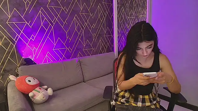 Tahara Romanov online show from 03.21.25