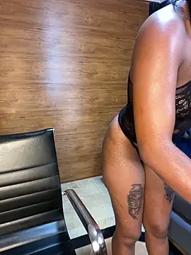 PinkyMoon online show from 03.02.26