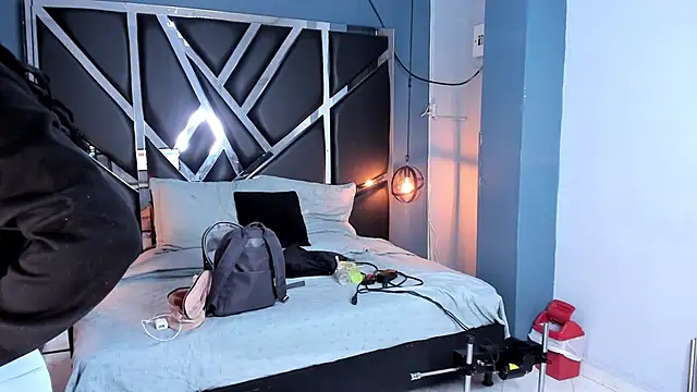 Melissa 23  online show from 11.20.25