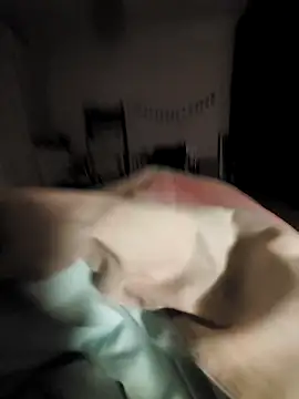 Snapshot of Cazzettostorto99 chatting on 10.21.25 Cazzettostorto99 online show from 10.21.25