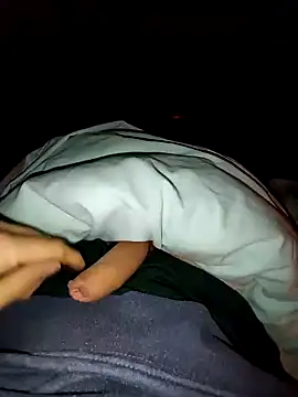 Snapshot of Cazzettostorto99 chatting on 10.29.25 Cazzettostorto99 online show from 10.29.25