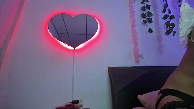 Snapshot of G_obedient_boy chatting on 03.14.25 G obedient boy online show from 03.14.25