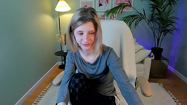 Snapshot of amorearte_m chatting on 03.01.25 amorearte m online show from 03.01.25