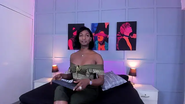 Snapshot of NehandaClarck_ chatting on 03.13.25 NehandaClarck online show from 03.13.25