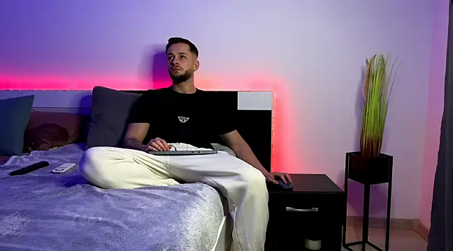 nicholasX1 online show from 03.12.25