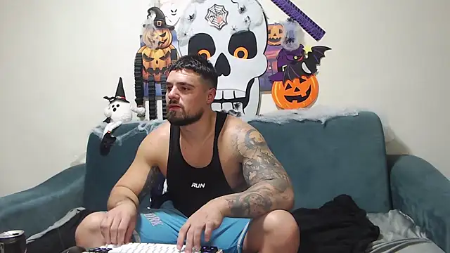 Tiberius hunk online show from 11.02.25