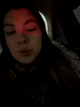 Snapshot of HannaJohnson chatting on 12.04.25 HannaJohnson online show from 12.04.25